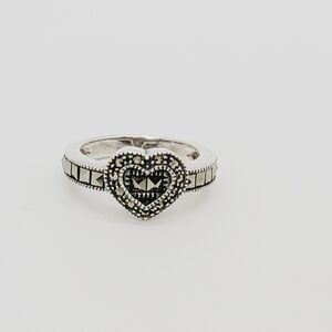 Sterling Silver heart ring 4.75